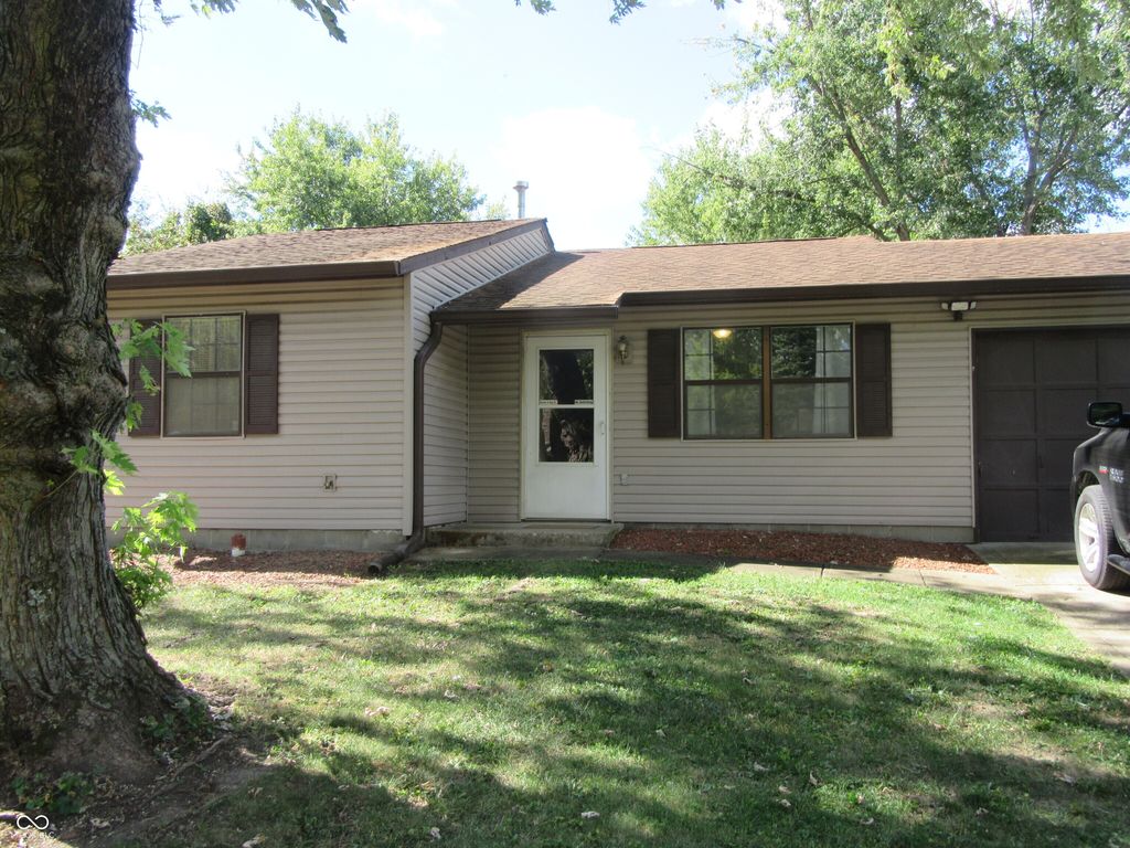 *・＊・* 46221 Homes For Sale & 46221 Real Estate - 104 Homes | Trulia