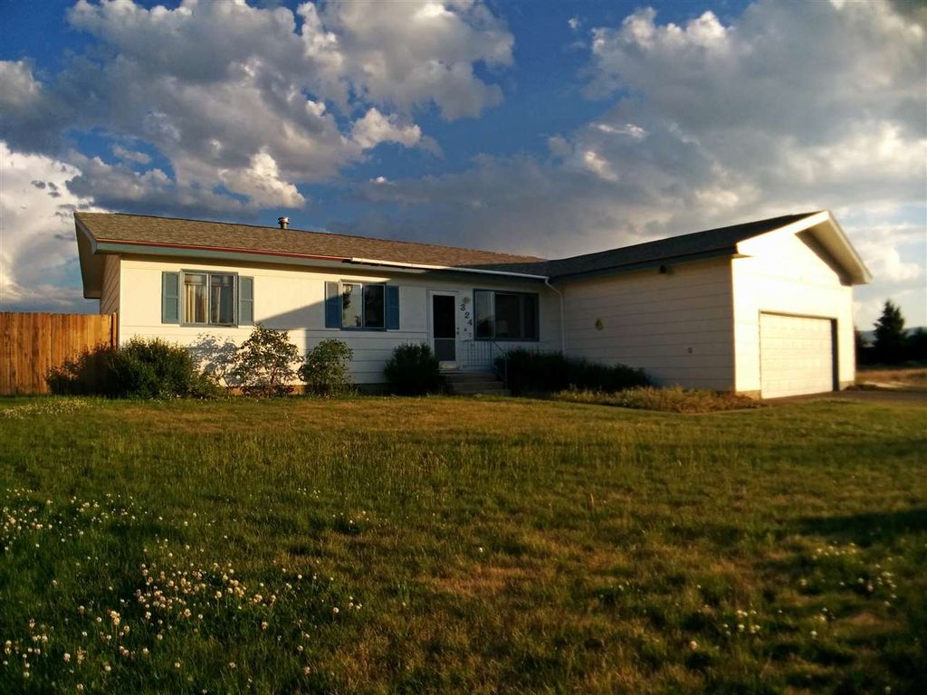 324 Galaxy Dr, Butte, MT 59701
