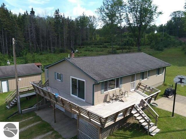 2140 N 47 1/2 Rd, Manton, MI 49663