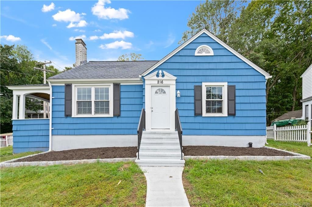 216 Hillside Ave, Naugatuck, CT 06770