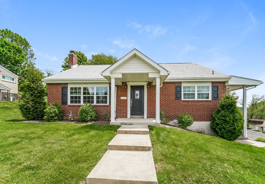 821 Macarthur Dr, North Huntingdon, PA 15642 Trulia