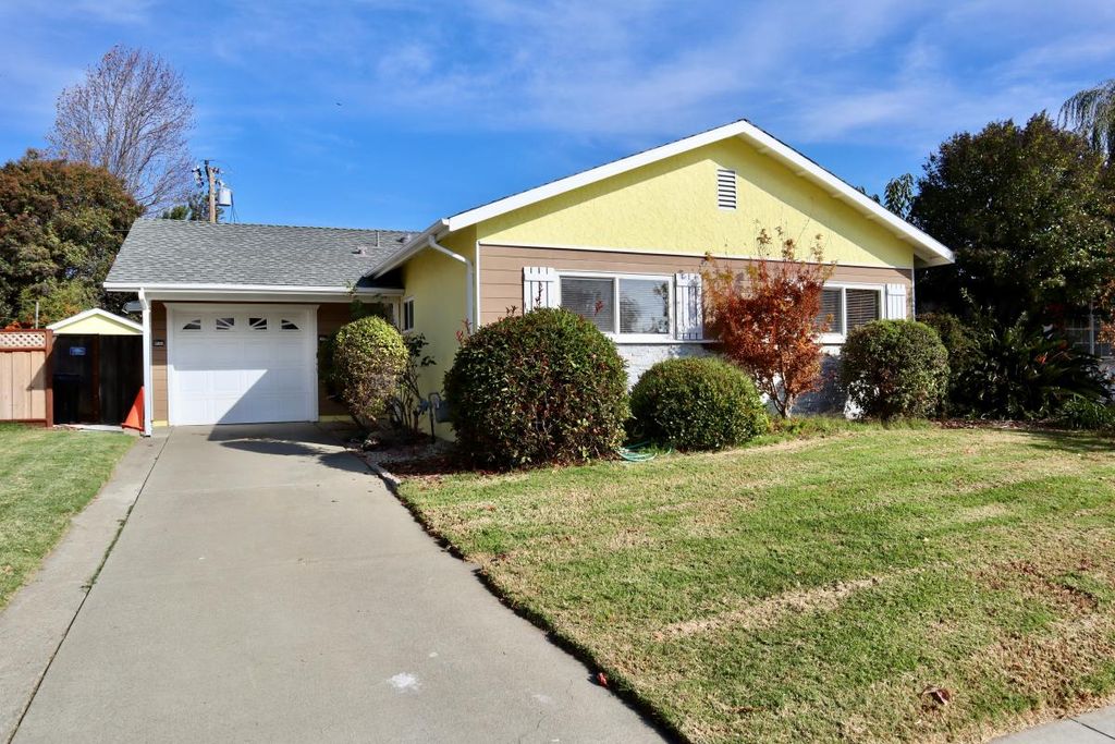 39984 Michelle St, Fremont, CA 94538