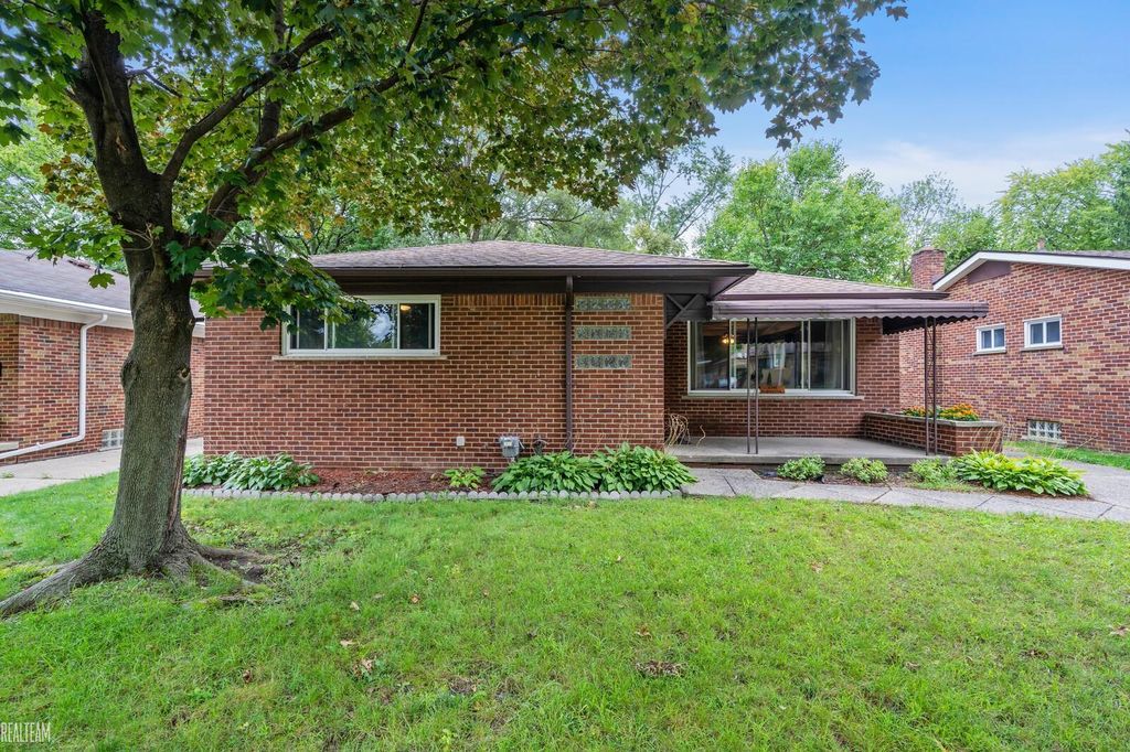 8745 Kenberton Dr, Oak Park, MI 48237 Trulia