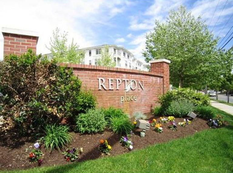 4 Repton Cir 4105, Watertown, MA 02472 See Estimated Value