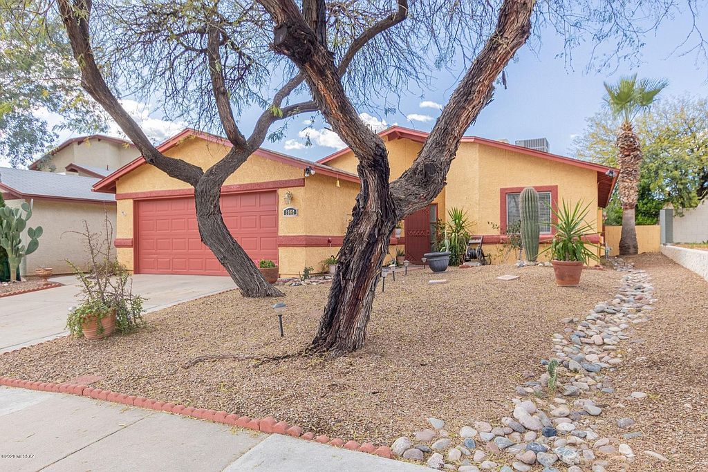 2960 W Yorkshire St, Tucson, AZ 85742