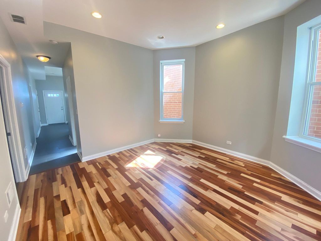 1429 N Fairfield Ave #2, Chicago, IL 60622