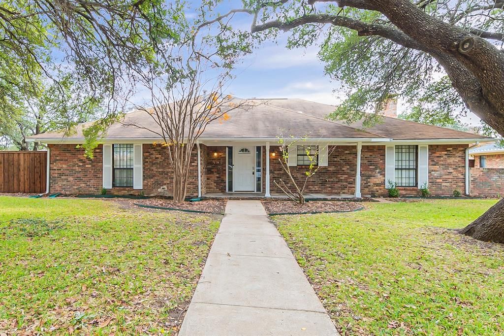 7178 Rolling Fork Dr, Dallas, TX 75227