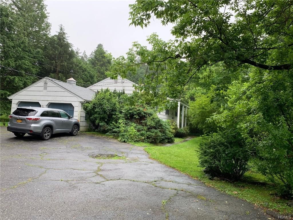 451 Bear Ridge Rd, Pleasantville, NY 4 Bed, 3 Bath SingleFamily Home