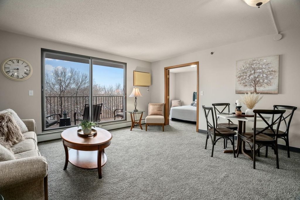 6500 Woodlake Dr #606 Richfield MN 55423 See Est Value Schools More 6500 Woodlake Dr #606 Richfield MN 55423 See Est Value Schools More