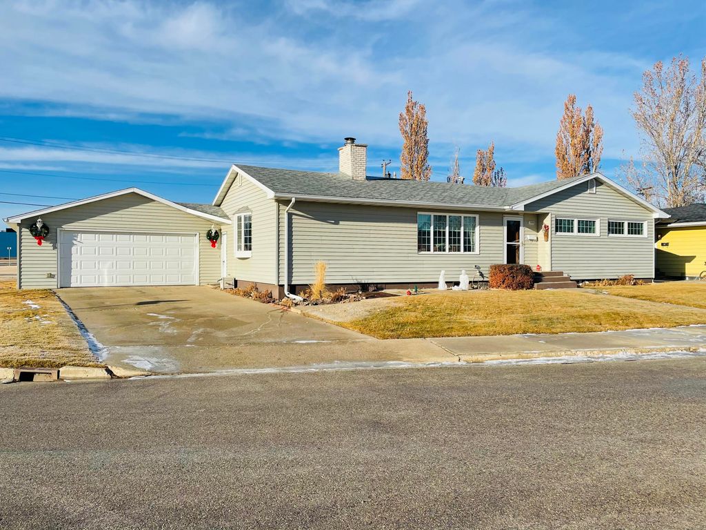 1505 11th Ave W, Williston, ND 58801 Trulia 1505 11th Ave W, Williston, ND 58801 Trulia