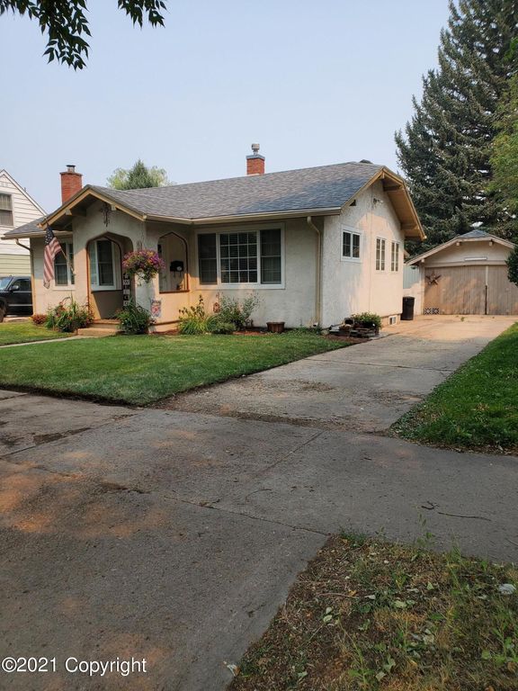 681 Big Horn Ave, Sheridan, WY 82801
