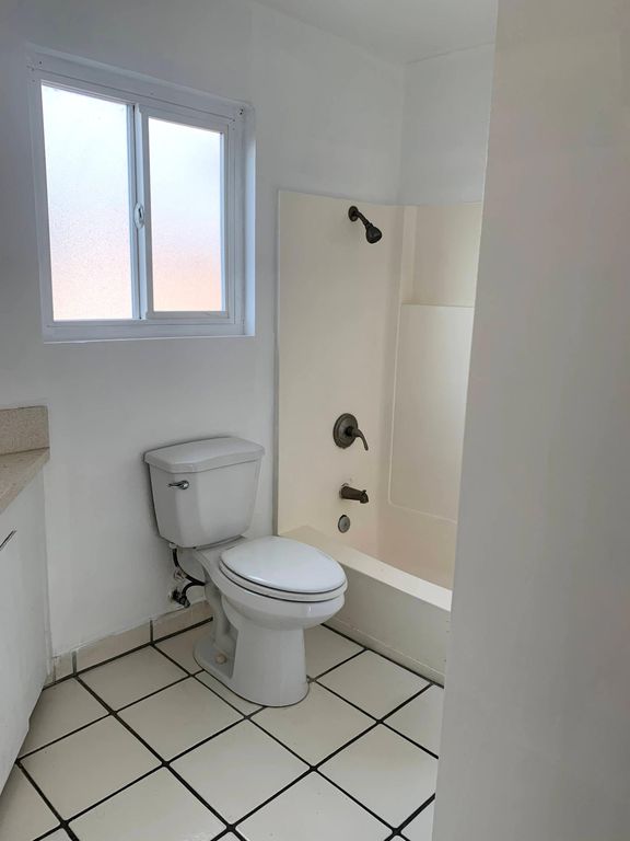 124 E 10th St #A, San Bernardino, CA 92410