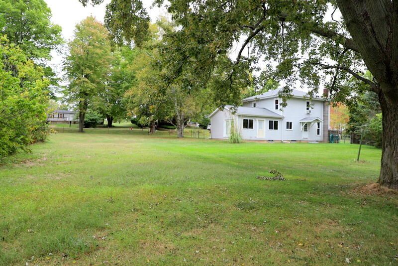 311 Teal Dr, Litchfield, MI 49252