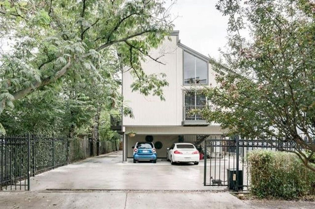 4023 N Hall St #101, Dallas, TX 75219