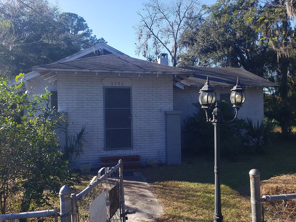 3756 Peachtree St, Jacksonville, FL 32206