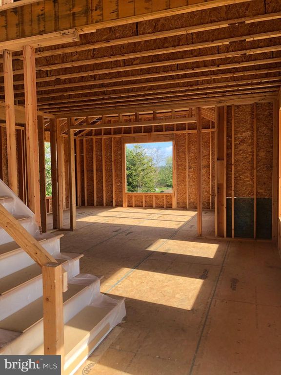930 Stump Rd, Chalfont, PA 18914