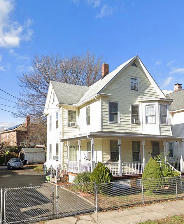 93 Goddard Ave, Bridgeport, CT 06610