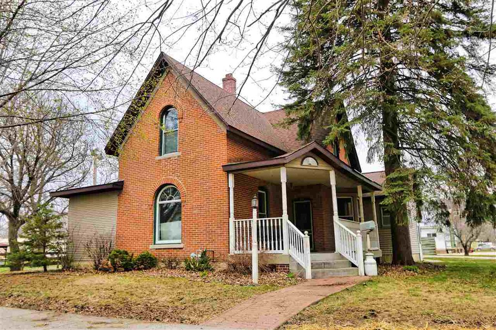 410 E Water St, Decorah, IA 52101 Trulia