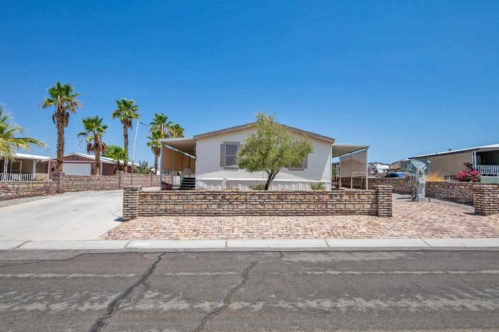 14328 E 28th Pl, Yuma, AZ 85367