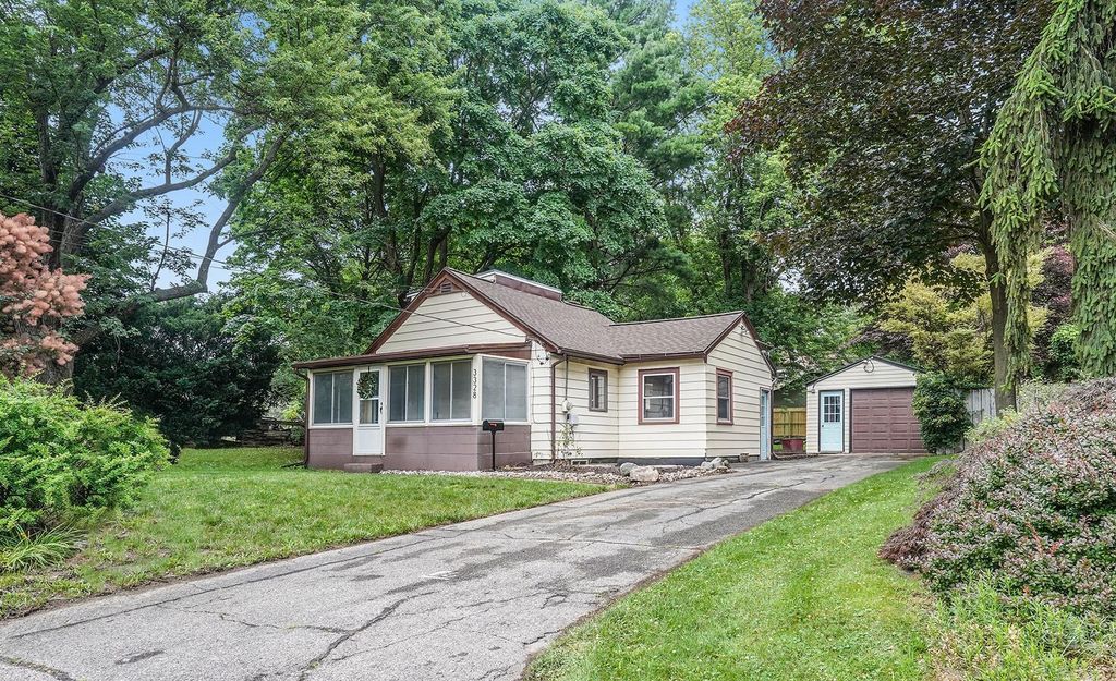 3328 Paris Ave NE, Grand Rapids, MI 49525 Trulia