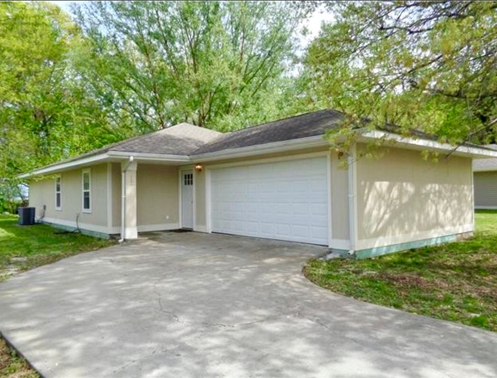 701A Kay Dr, Lathrop, MO 64465 Trulia