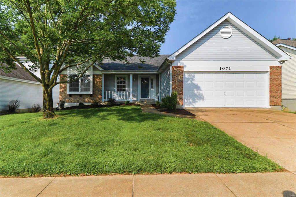 1071 Big Bend Station Dr, Manchester, MO 63088 Trulia