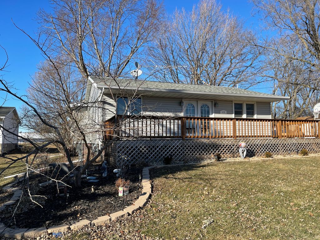 122 E 2nd St, IL 61379 Trulia