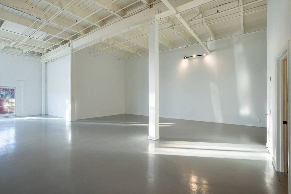 2349 S  Santa Fe Ave #2401-B01, Los Angeles, CA 90058