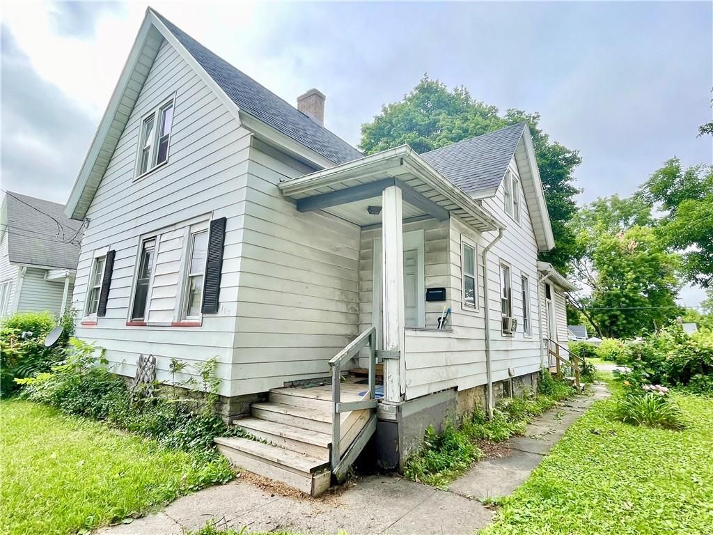 1102 Clifford Ave, Rochester, NY 14621