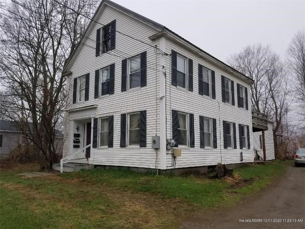 52 Elm St, Newport, ME 04953