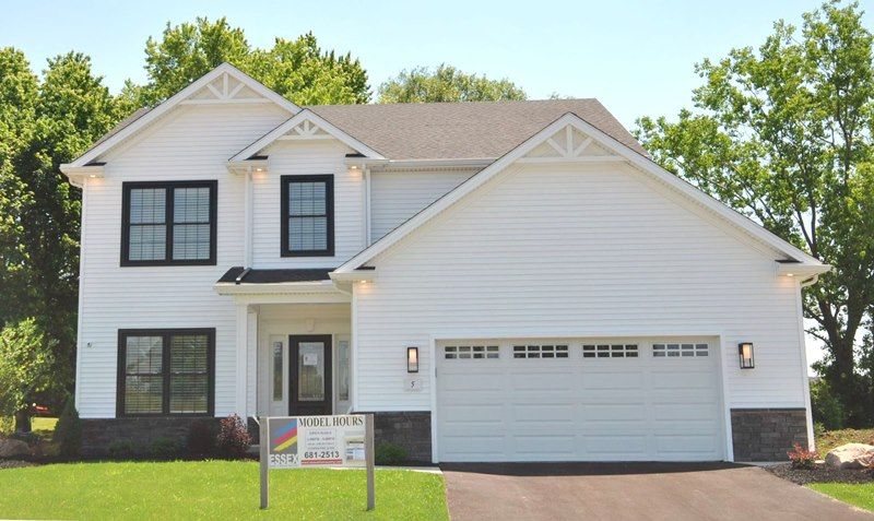Cross Creek Estates, Lancaster, NY 14086