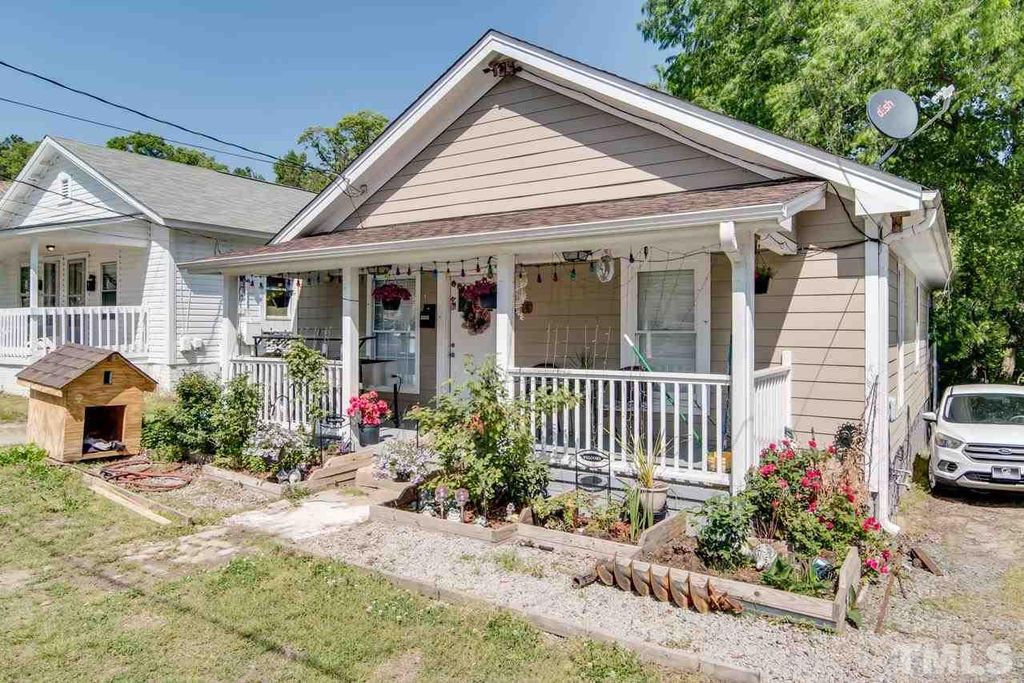1404 Manteo St, Durham, NC 27701