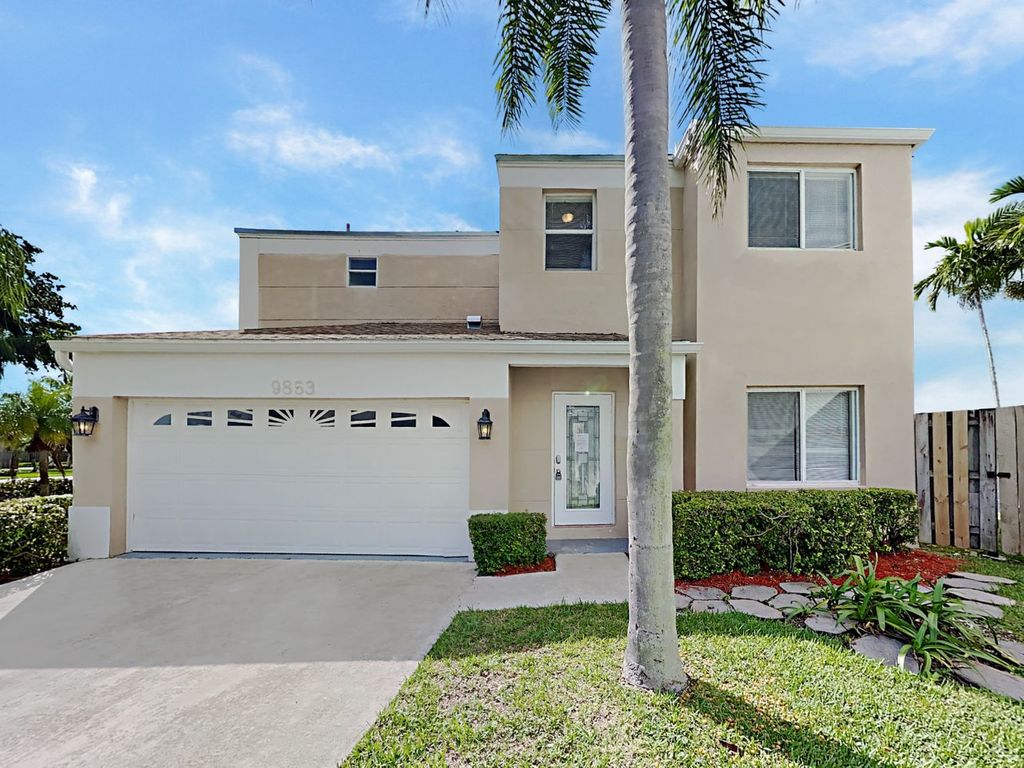 9853 SW 221st St, Miami, FL 33190