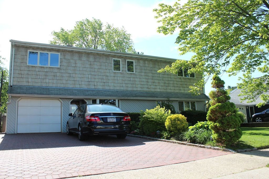 11 Wheelbarrow Ln, Wantagh, NY 11793 Trulia