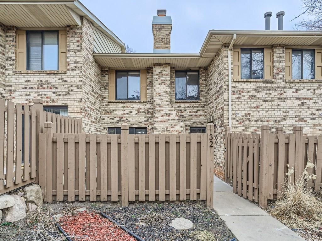 3620 Independence Ave S  #32, Saint Louis Park, MN 55426