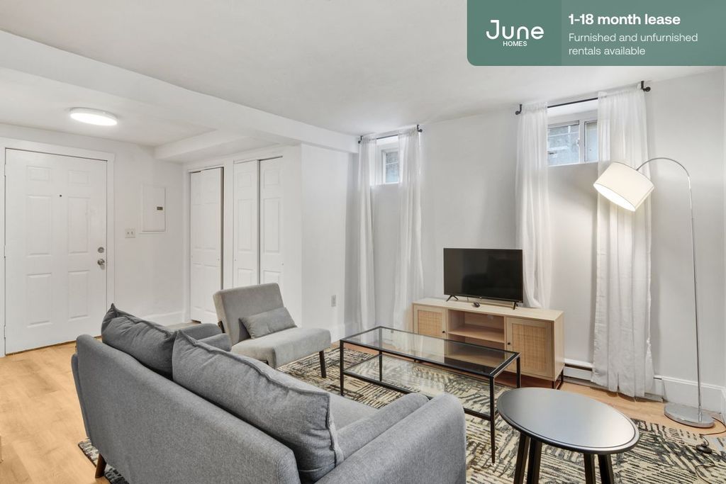 4 Vine Ave, Roxbury, MA 02119