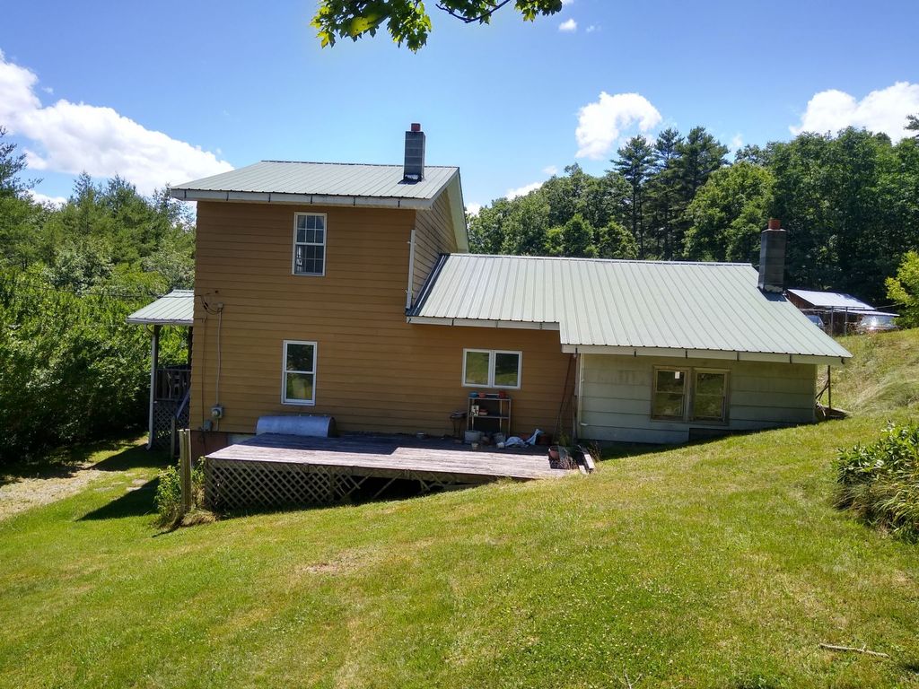 12395 Frost Rd, Dunmore, WV 24934