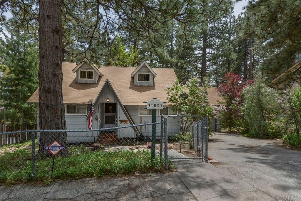 31083 All View Dr, Running Springs, CA 92382