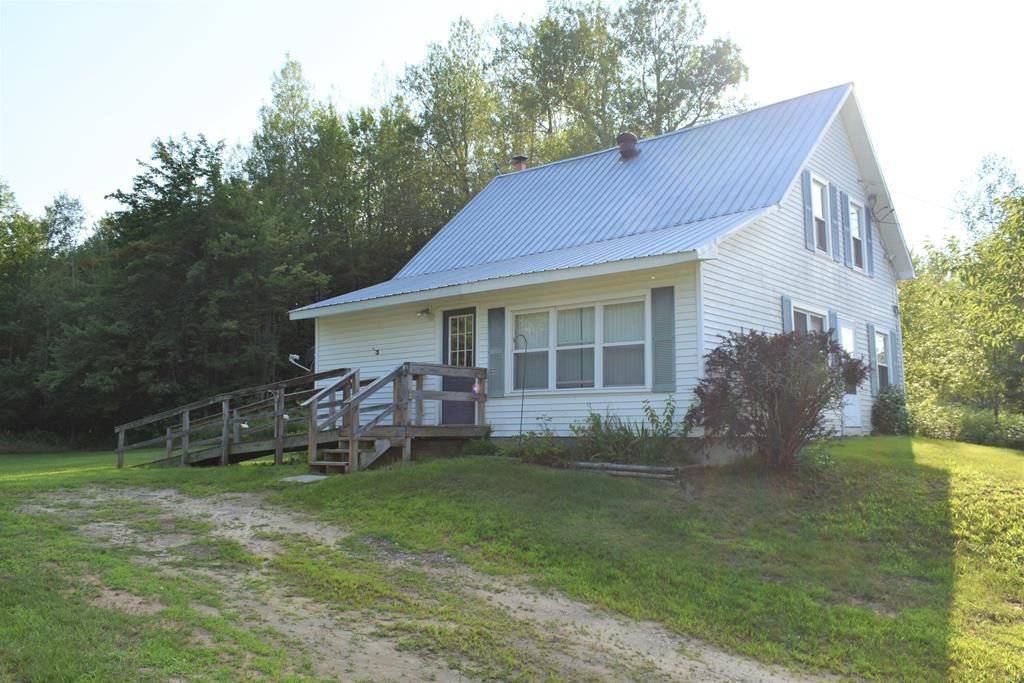 59 Timber Ln, Mooers Forks, NY 12959