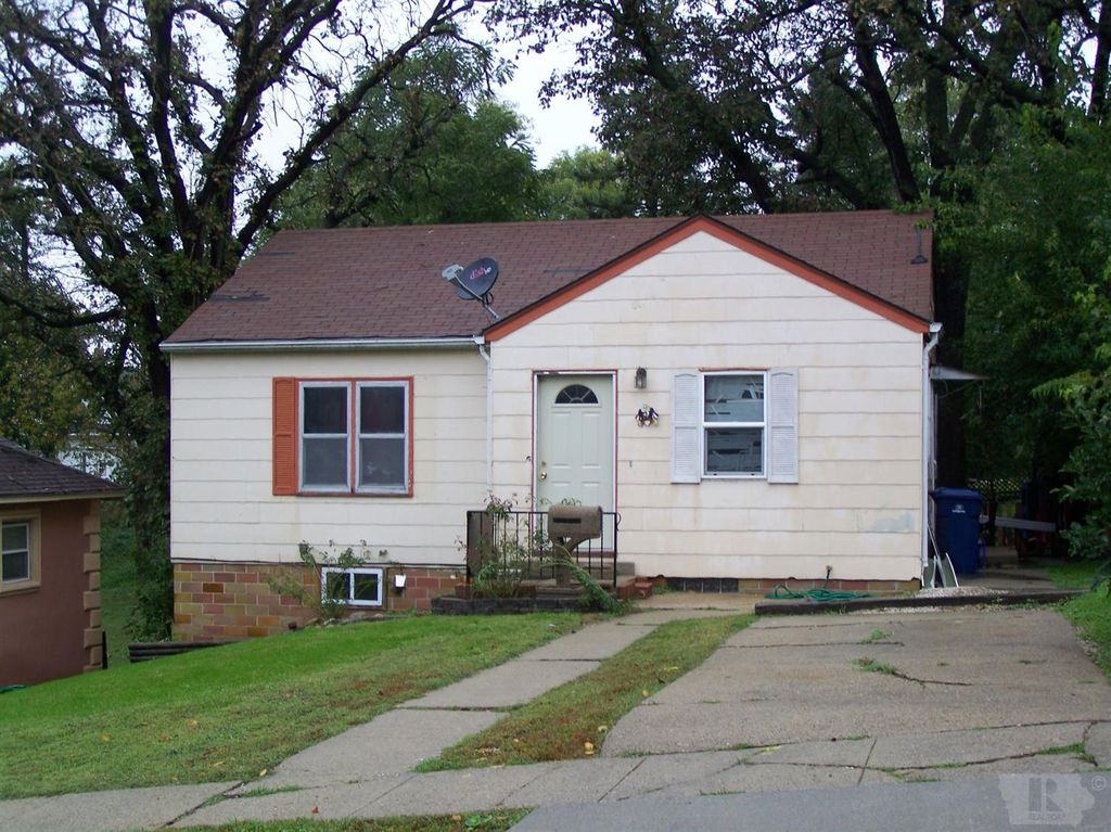 824 2nd Ave S, Denison, IA 51442 Trulia