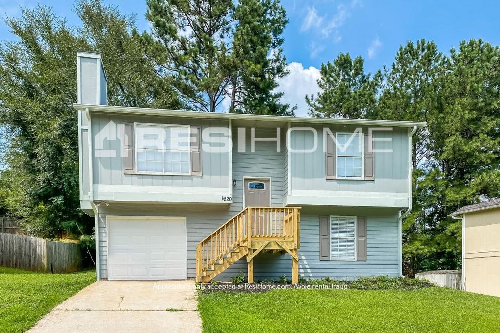 1620 Sugar Downs Ct SE, Atlanta, GA 30316