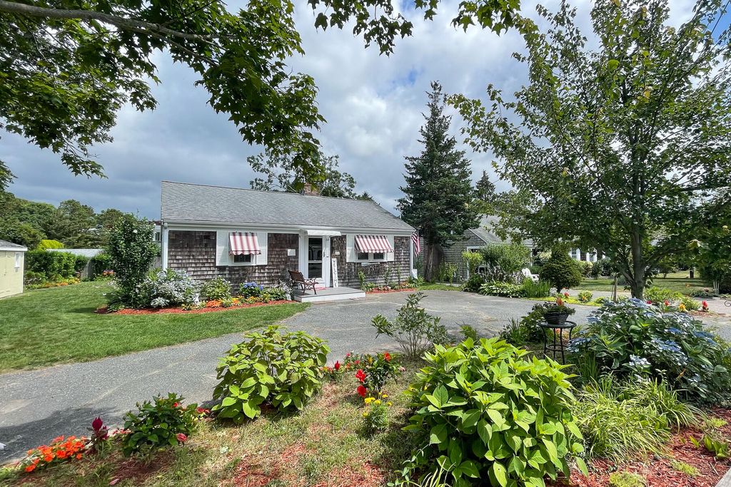 64 Baxter Avenue, West Yarmouth, MA 02673 Trulia