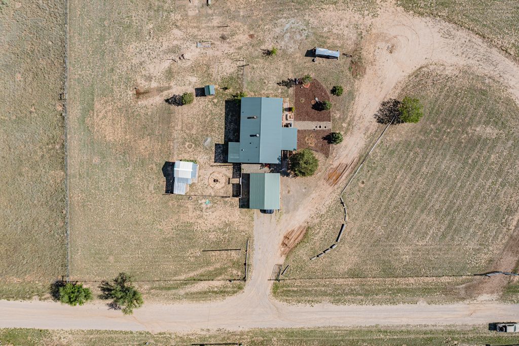 34 Duncan Rd, Moriarty, NM 87035
