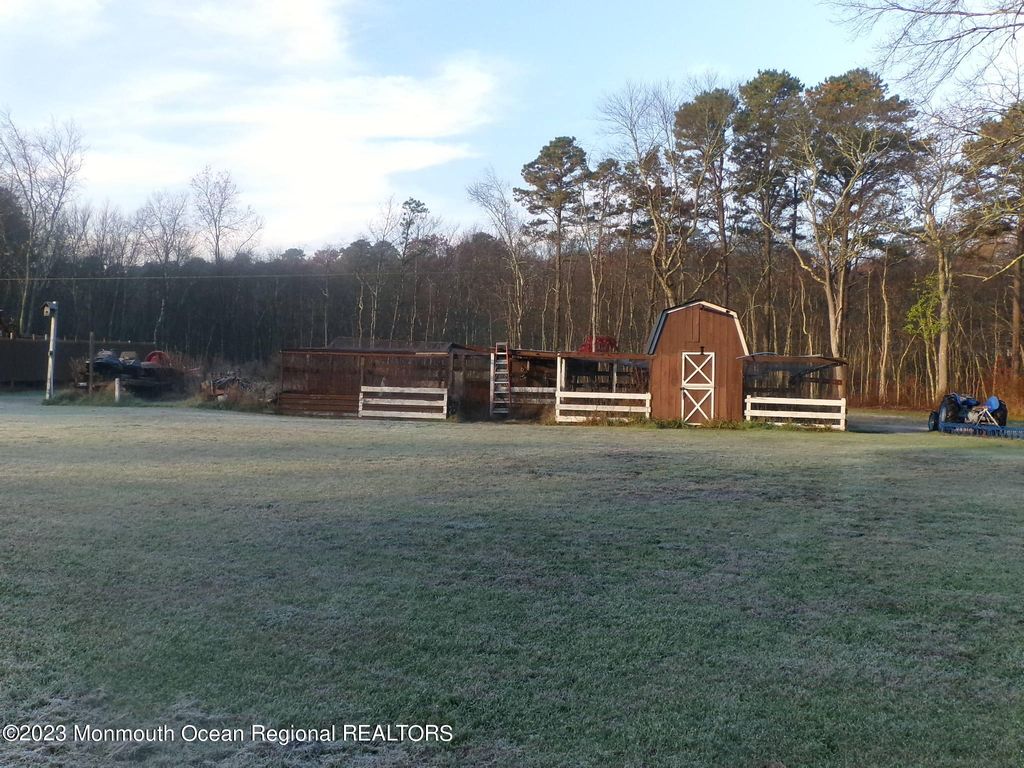 639 W Veterans Highway, Jackson, NJ 08527 MLS 22331419 Trulia