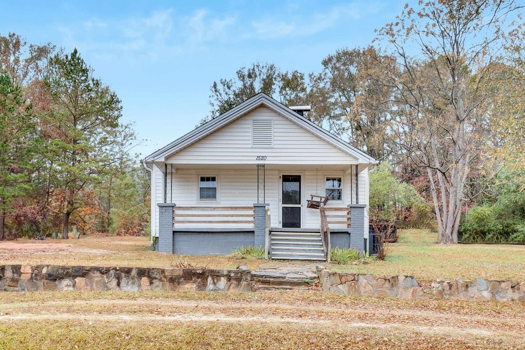 1520 Fountain Inn Rd, Woodruff, SC 29388 Trulia