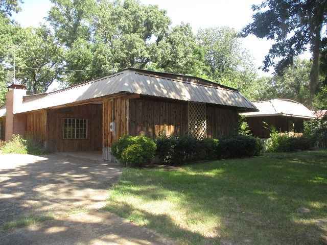 2467 Dorough Rd, Karnack, TX 75661
