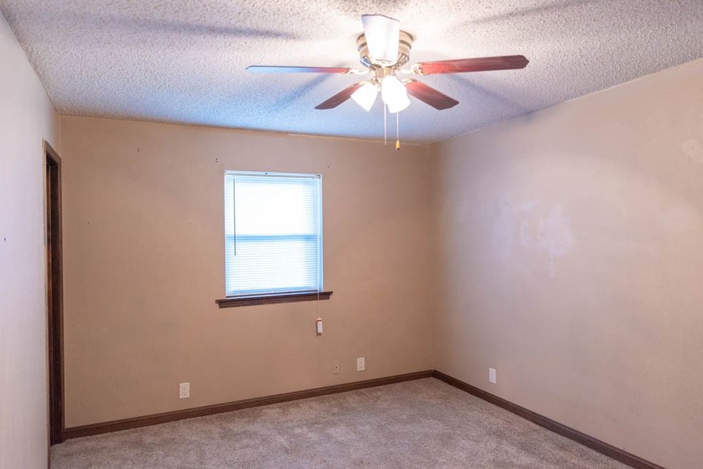 322 Scott Dr, Lahoma, OK 4 Bed, 2 Bath SingleFamily Home 19 Photos