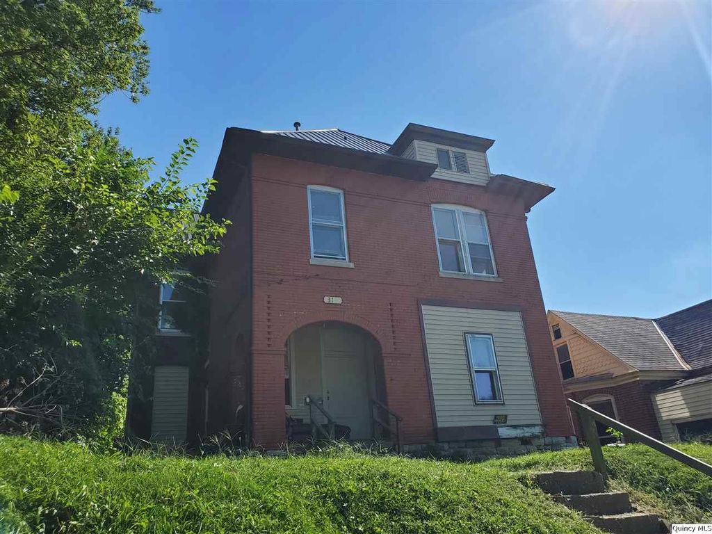 310 Elm St, Quincy, IL 62301