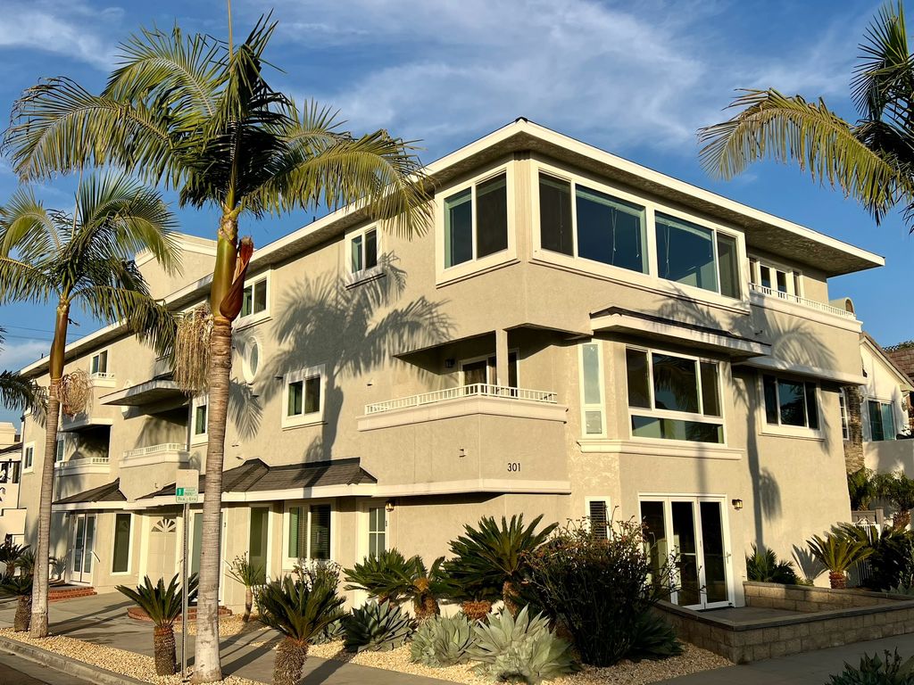 301 Ocean Ave 2, Seal Beach, CA 90740 Apartment for Sale