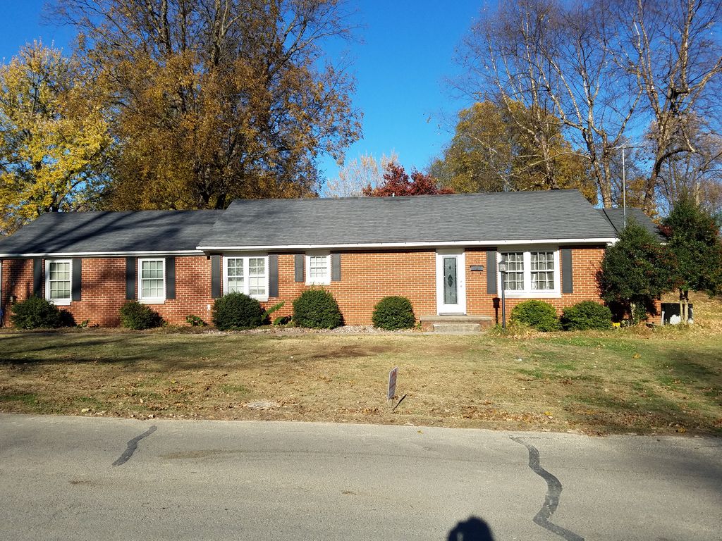 109 E Young St, KY 42437 Trulia